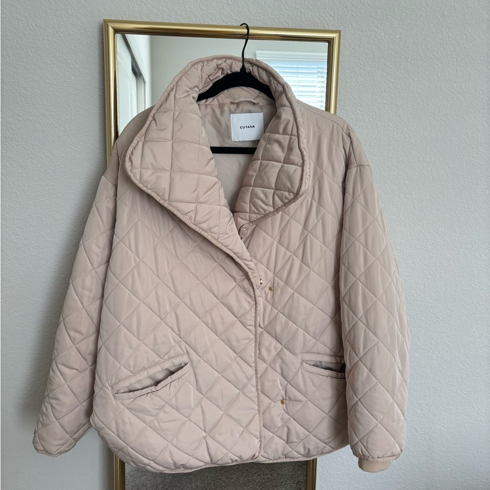 Cuyana Wrap Puffer Jacket, Sand L/XL - Picture 1 of 3